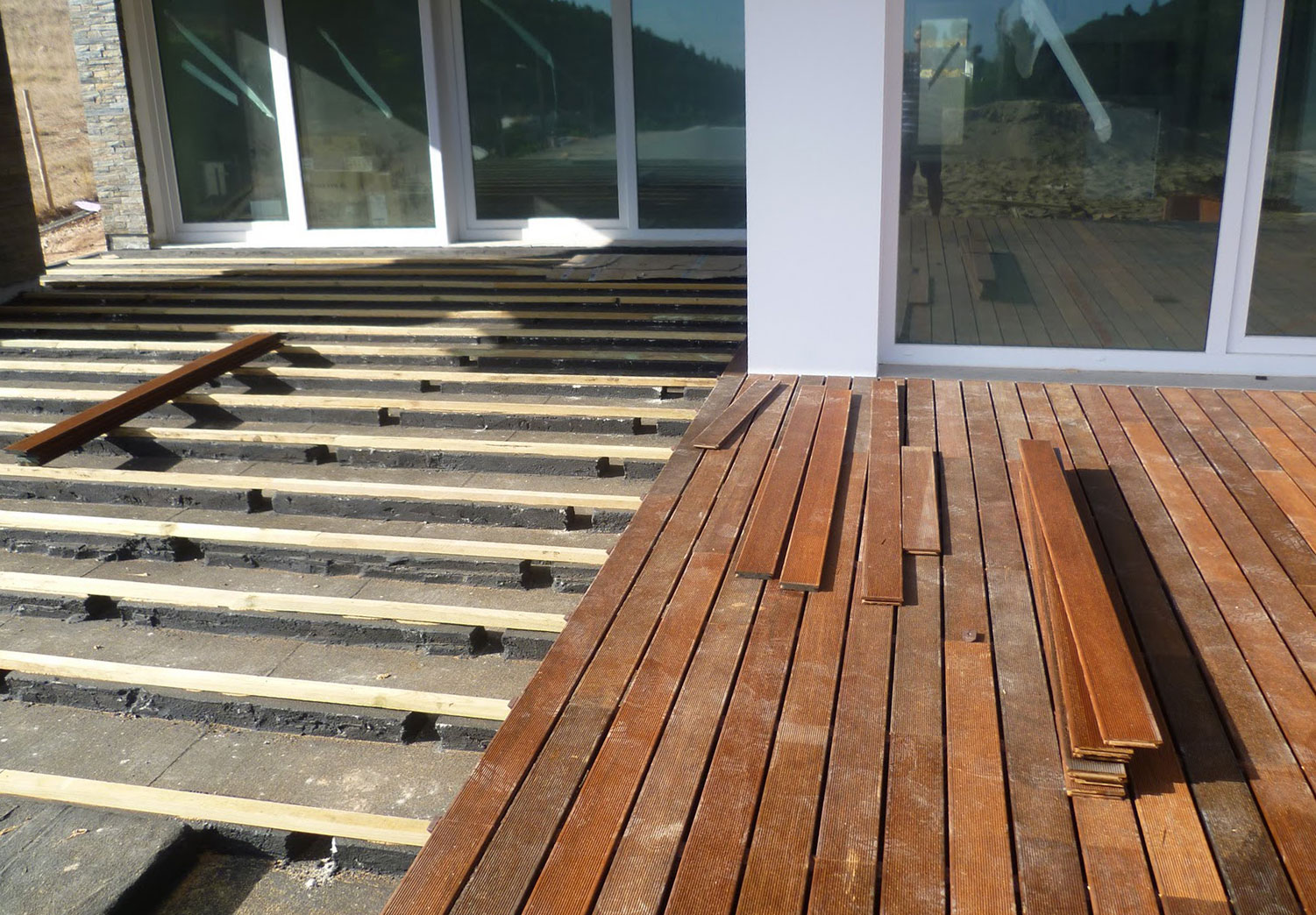 how to install ipe decking